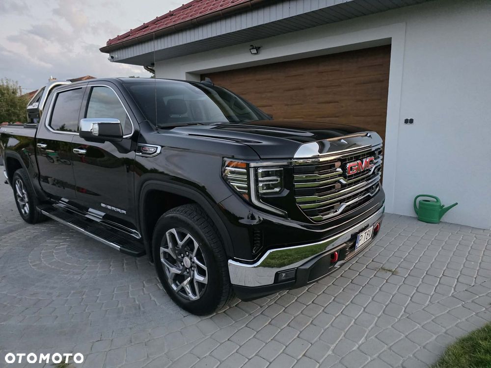 GMC Sierra - 2