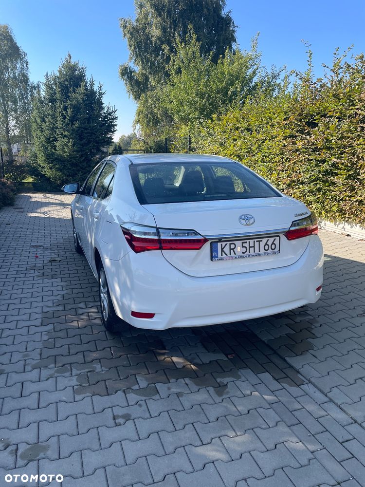 Toyota Corolla 1.6 Comfort - 3