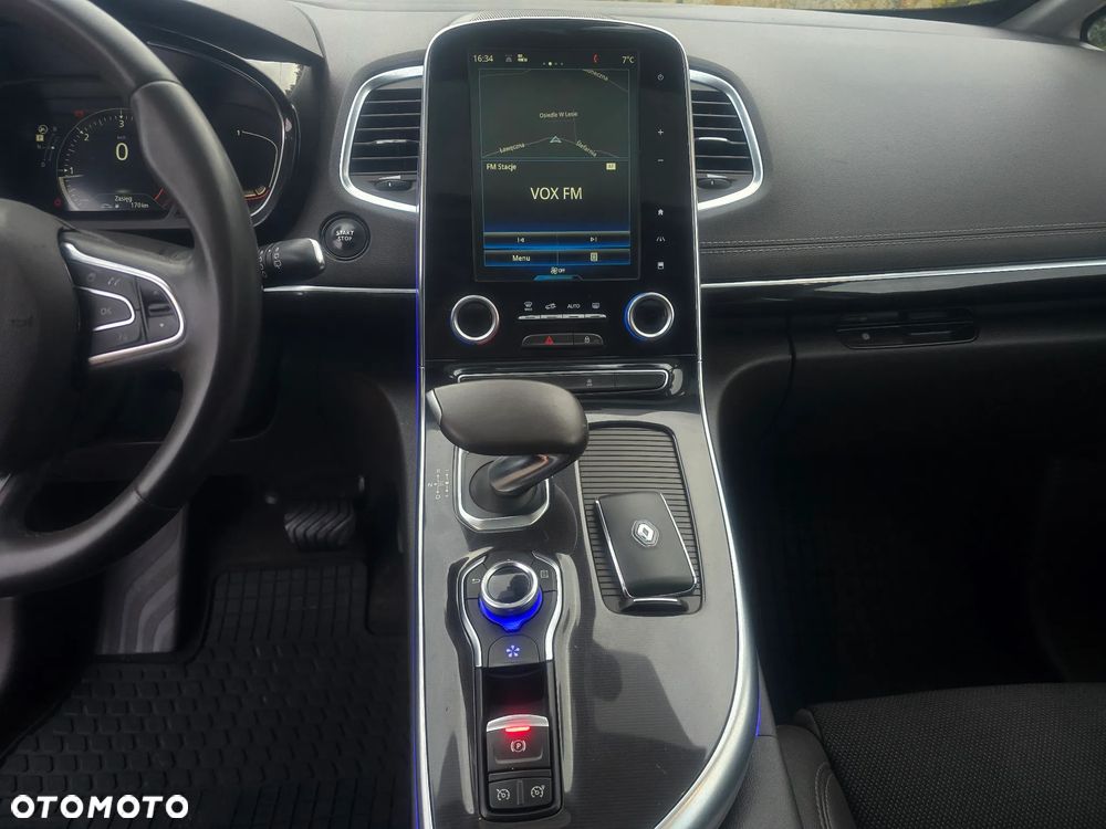 Renault Espace 1.6 dCi Energy Initiale Paris EDC 7os - 34