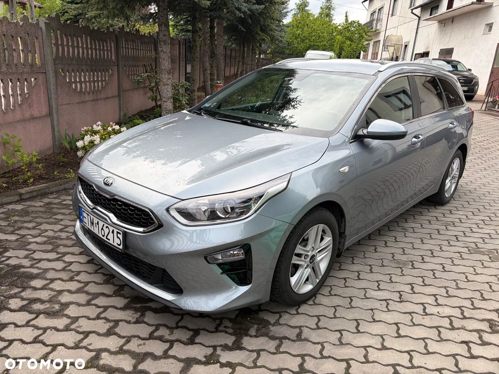 Kia Ceed 1.6 CRDi mHEV M - 1