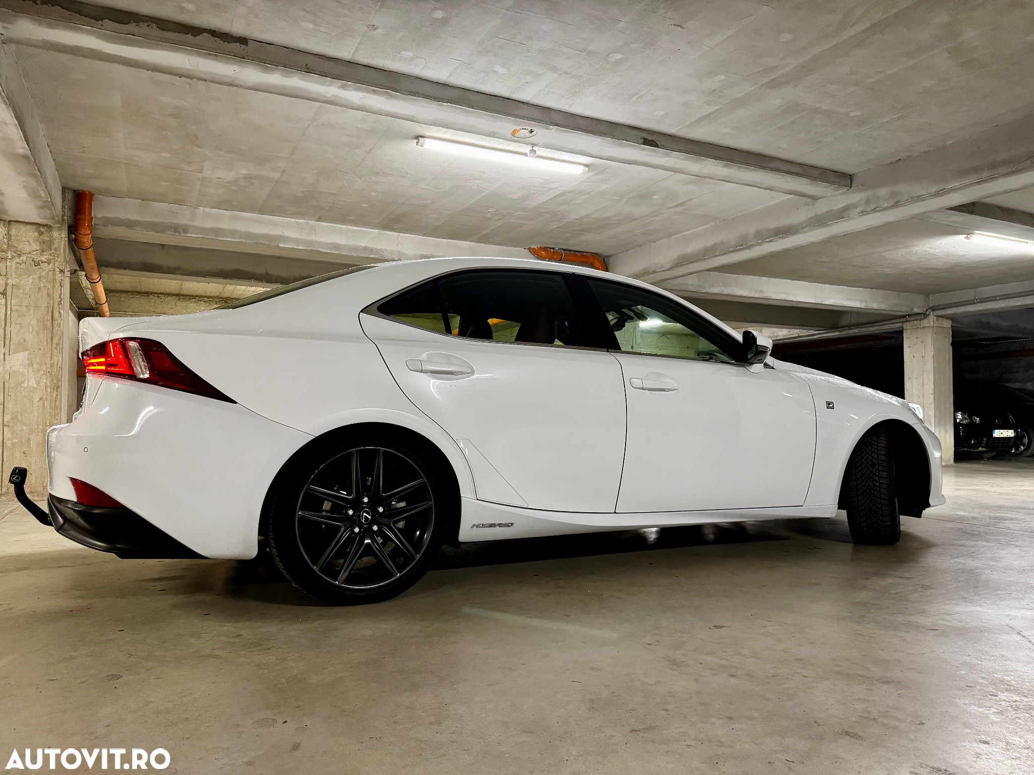 Lexus Seria IS 300h Aut. F Sport - 7