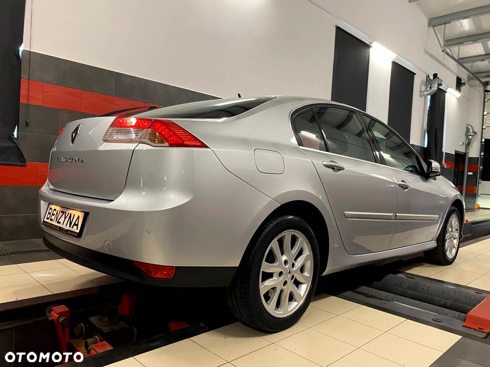 Renault Laguna 2.0 Privilege - 12