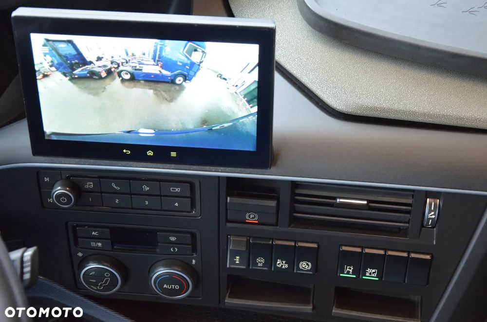 Volvo FH 5 / NEW / I-SAVE / KLIMA P. / LED / NAVI / KAMERA / 9548 - 17