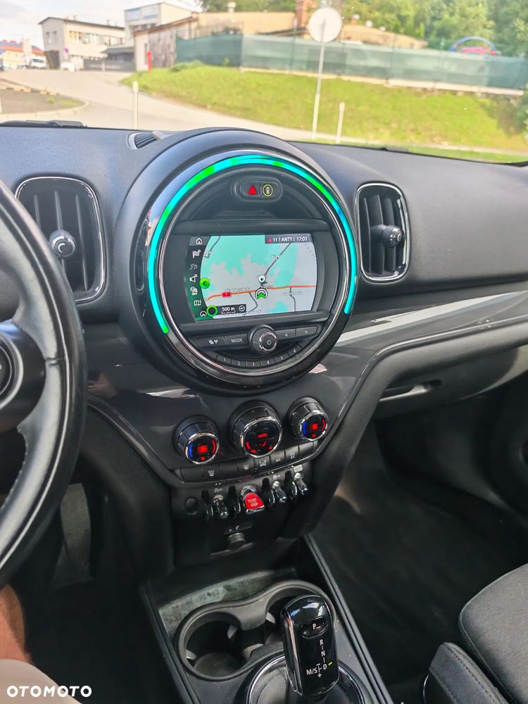 MINI Countryman Cooper Essential Trim - 33