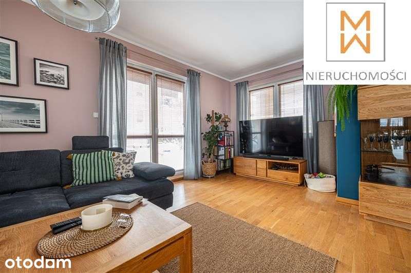Taras 80m2| 3 pokoje| Parking| Nowoczesne| 2011 r