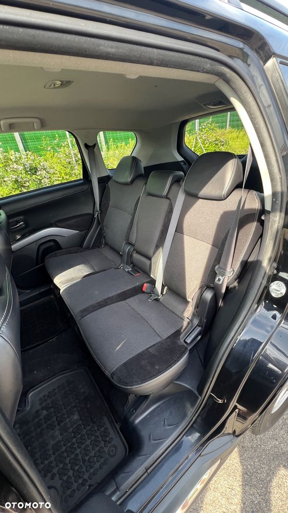 Mitsubishi Outlander 2.0 Invite 2WD EU5 - 18