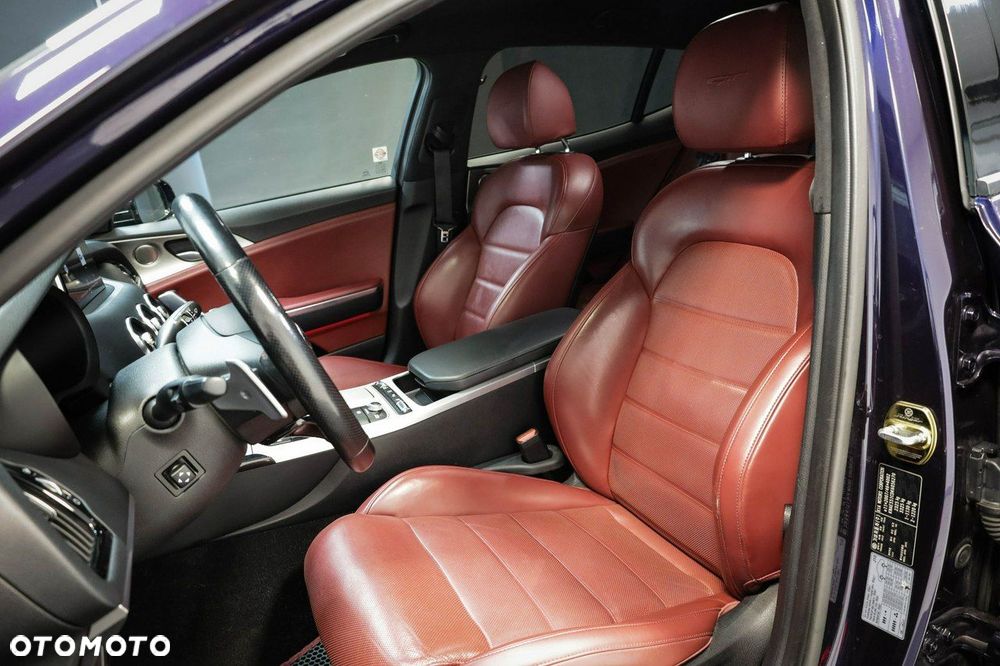 Kia Stinger - 22