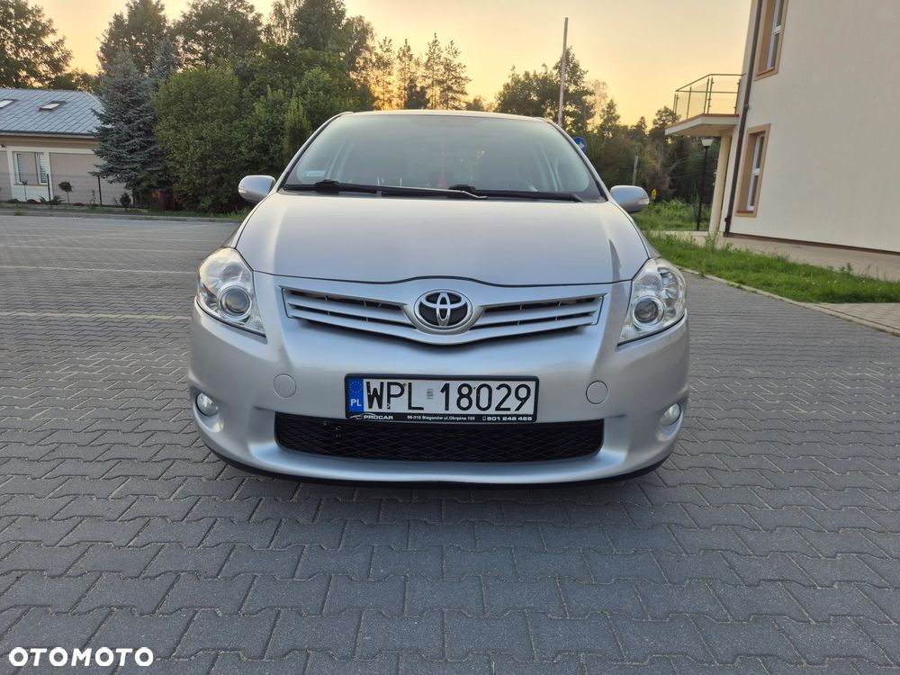 Toyota Auris 1.6 Luna - 26