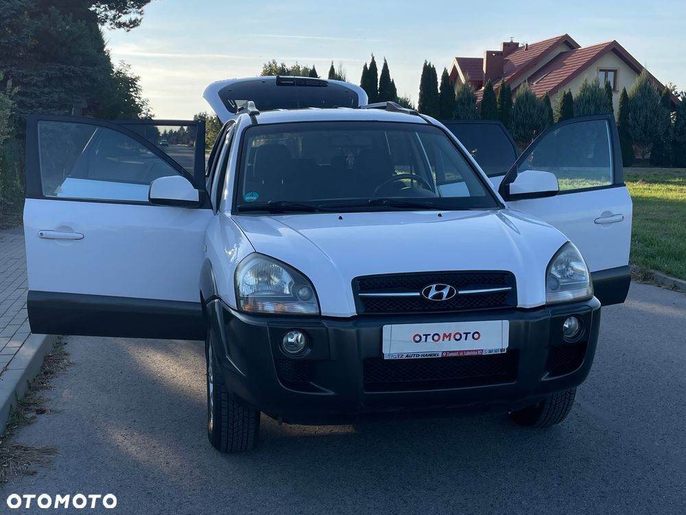 Hyundai Tucson 2.0 2WD GLS Style - 39
