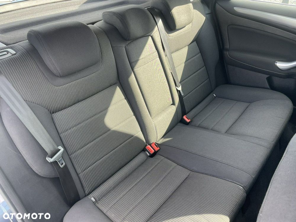 Ford Mondeo 1.6 TDCi Titanium - 28