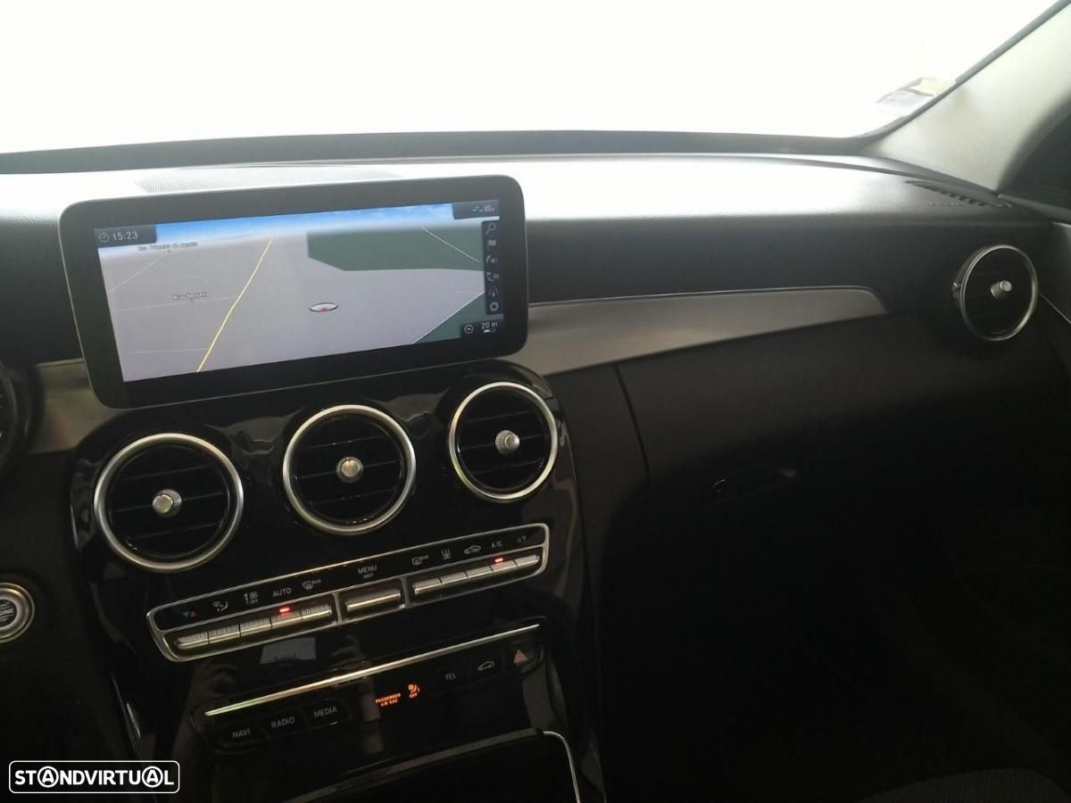 Mercedes-Benz C 300 de Avantgarde - 8