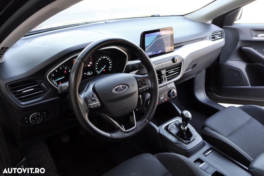 Ford Focus 1.0 EcoBoost Hybrid ACTIVE DESIGN - 9