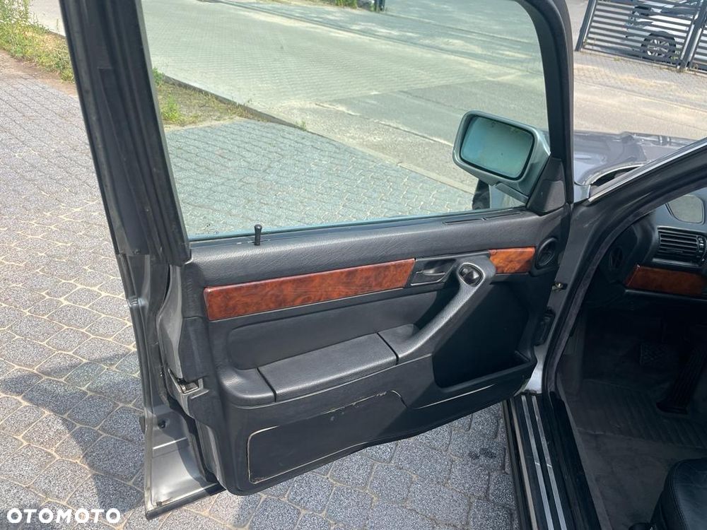 BMW Seria 7 - 17