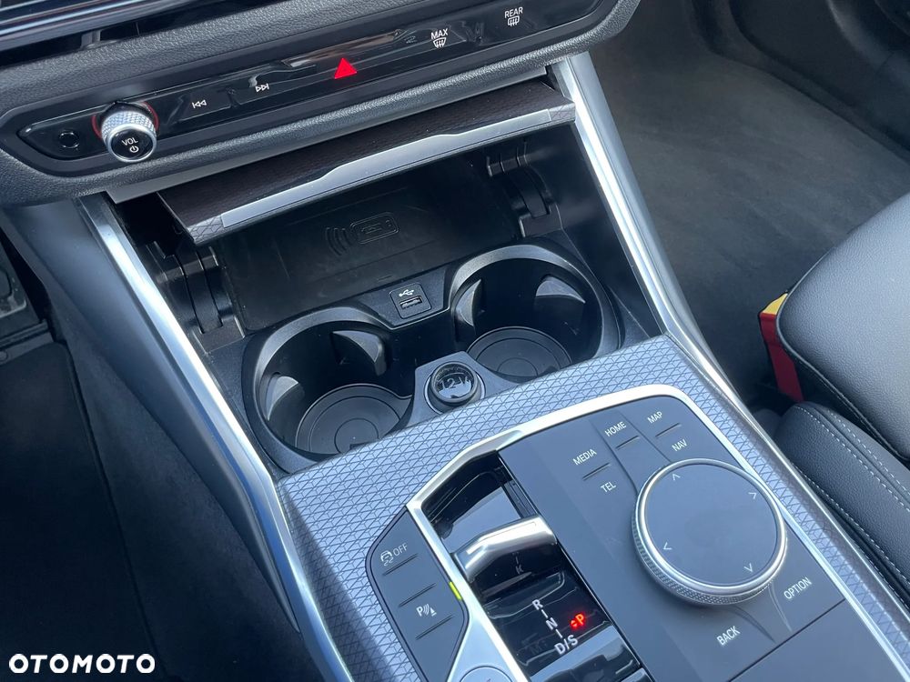 BMW Seria 3 320d mHEV M Sport - 26