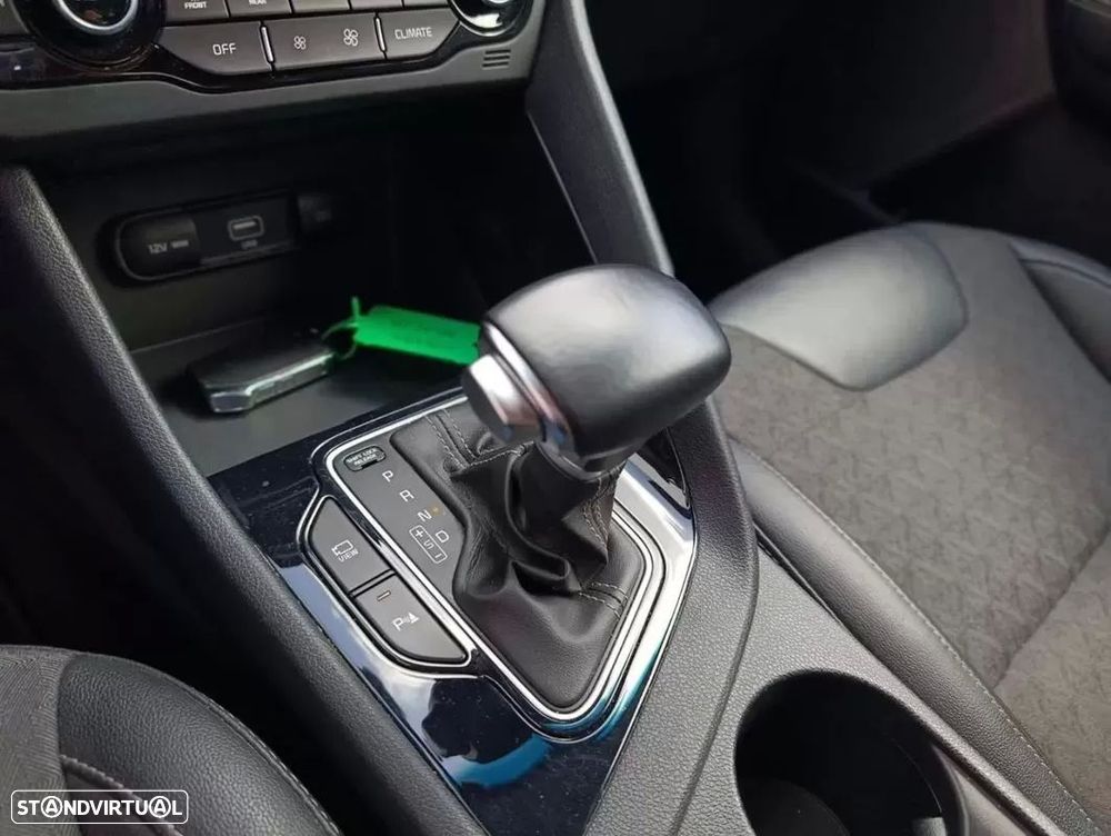 Kia Niro 1.6 GDi HEV Drive - 16