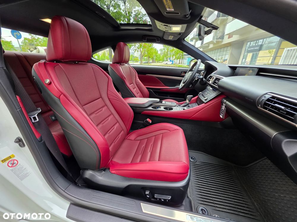 Lexus RC - 31