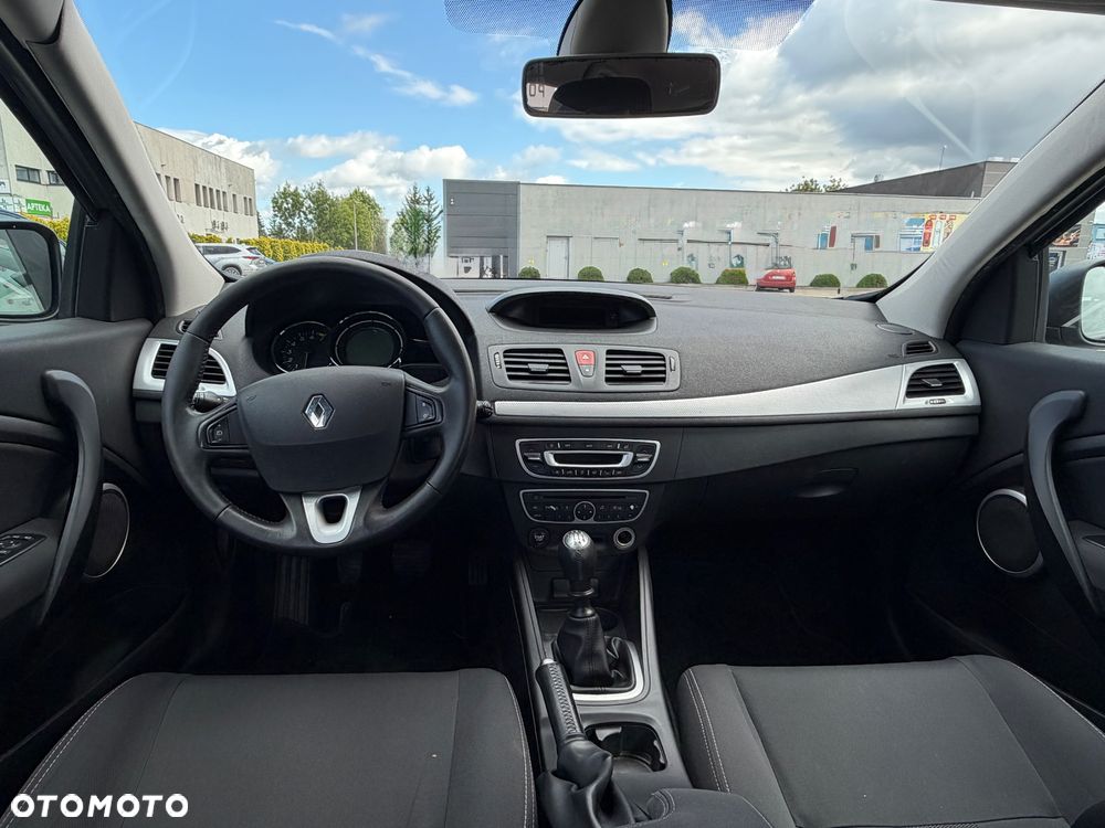 Renault Megane TCe 180 Dynamique - 7