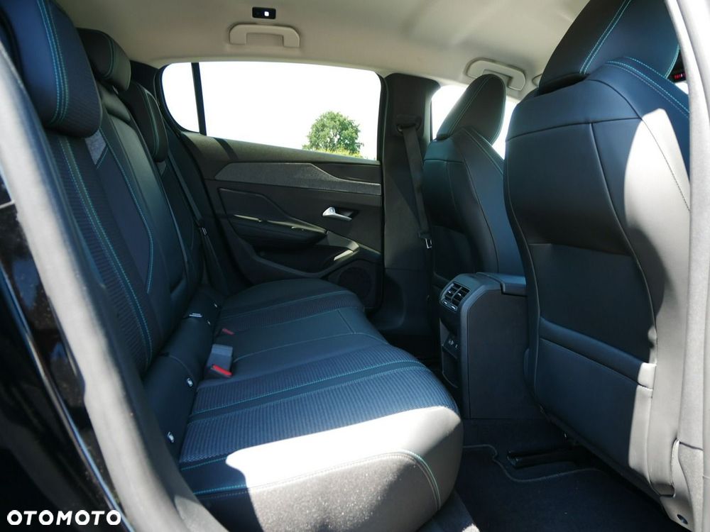 Peugeot 308 PureTech 130 Allure - 28