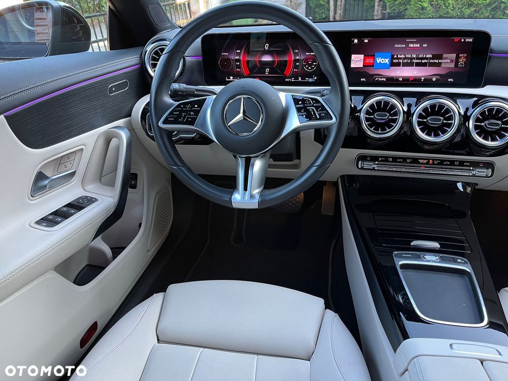 Mercedes-Benz CLA 200 d AMG Line 8G-DCT - 16