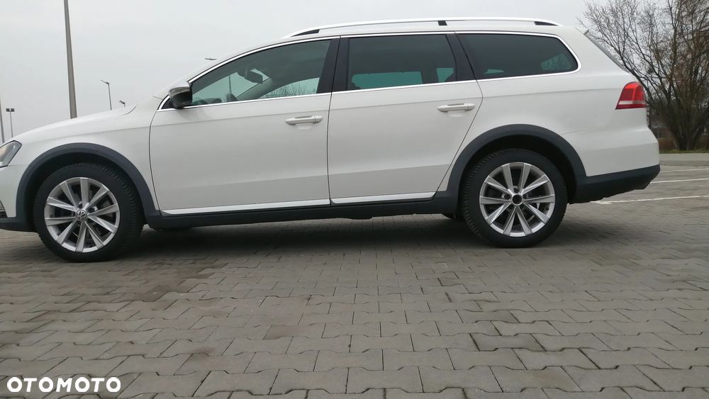 Volkswagen Passat Alltrack - 19