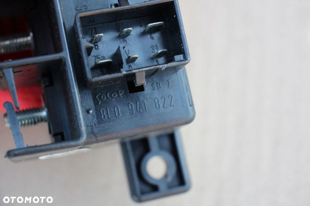Skrzynka bezpieczników BSI VW AUDI SEAT SKODA 8L0941822 - 4