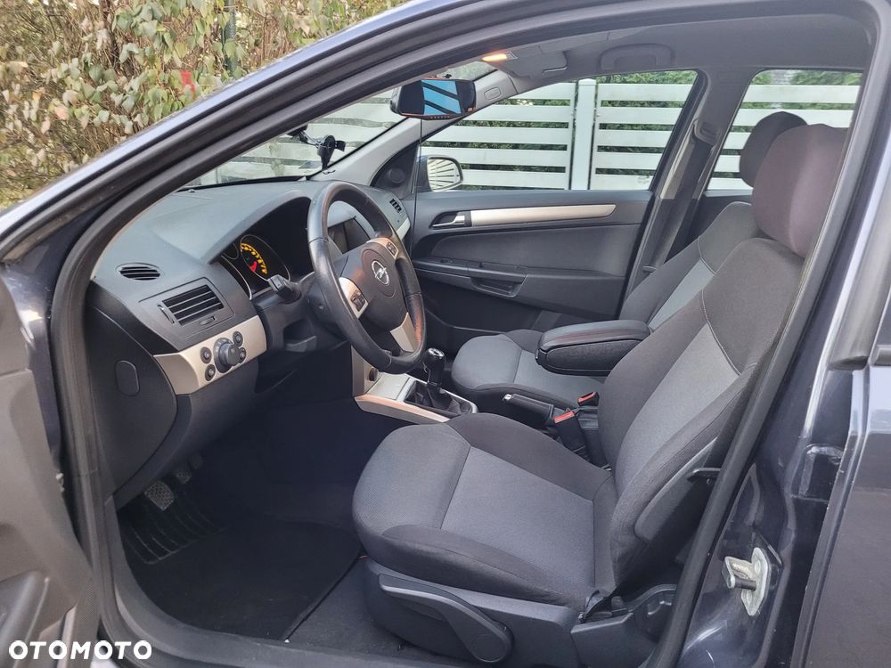 Opel Astra 1.8 Enjoy - 6