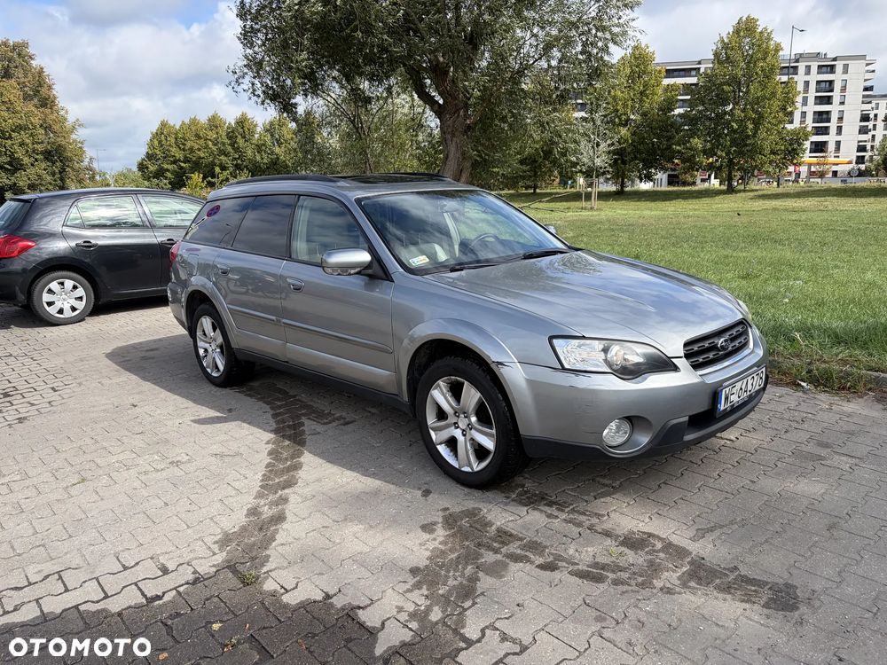 Subaru Outback 3.0 H6 - 2