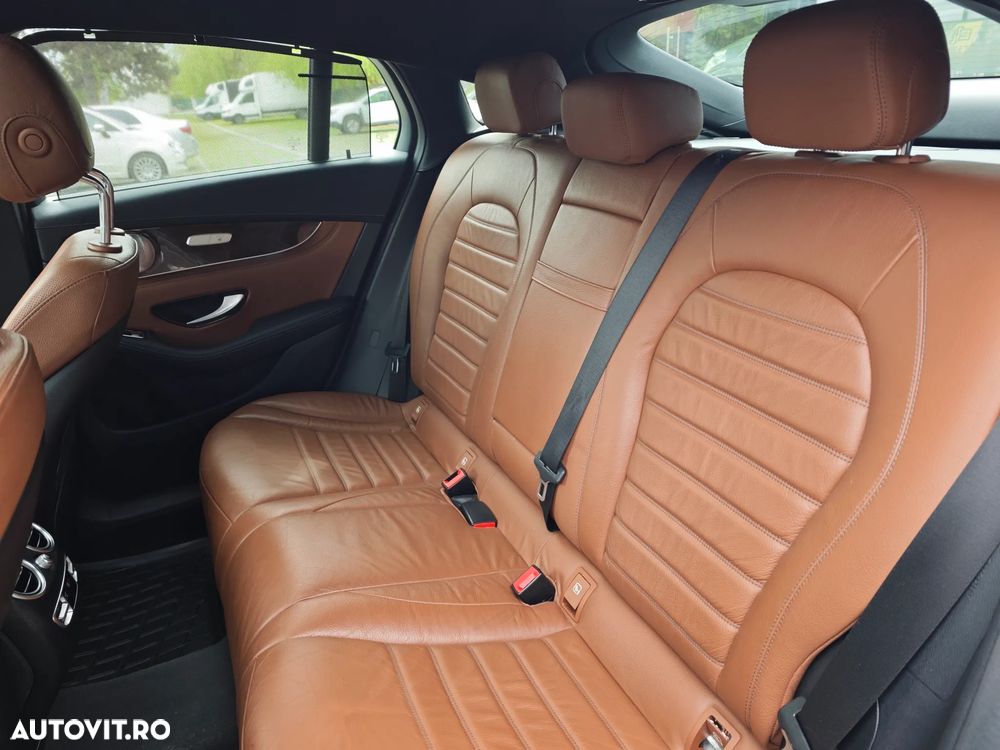 Mercedes-Benz GLC Coupe 250 4MATIC - 8