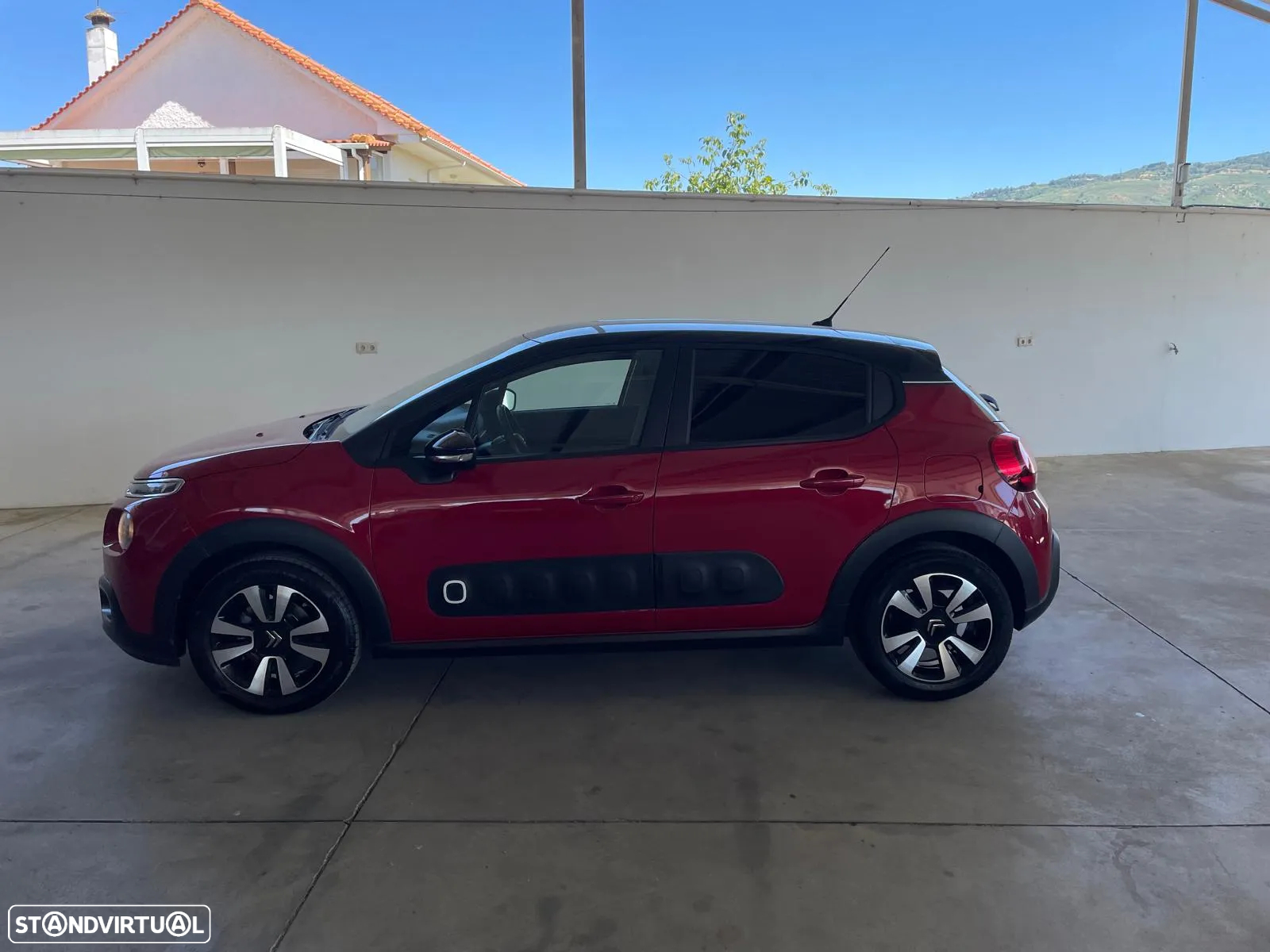 Citroën C3 1.2 PureTech Shine - 2