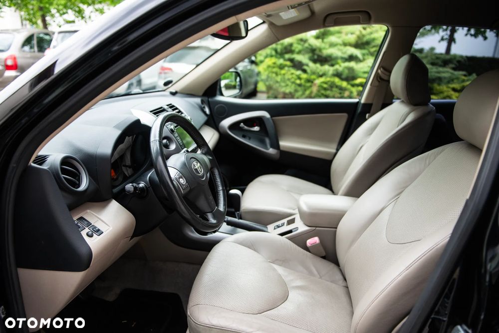 Toyota RAV4 2.0 4x4 Automatik Sol - 13
