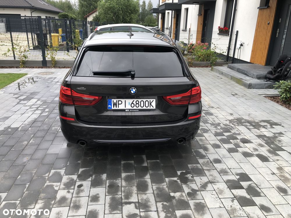 BMW Seria 5 520d Sport Line sport - 8
