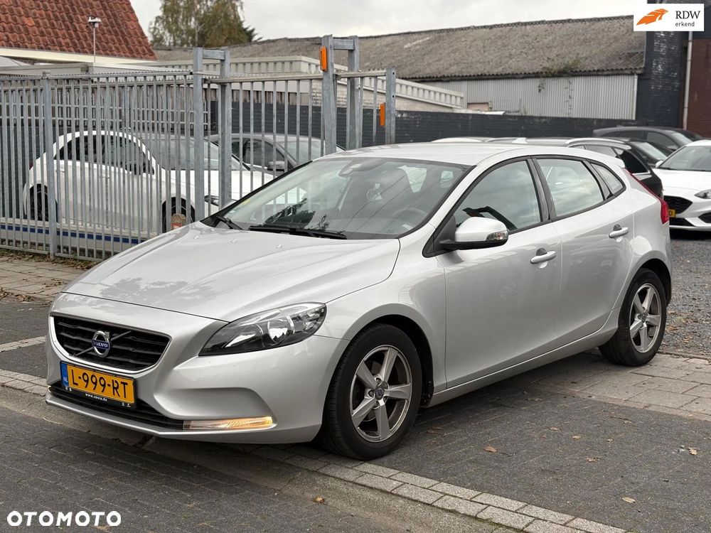 Volvo V40 D2 Kinetic - 31