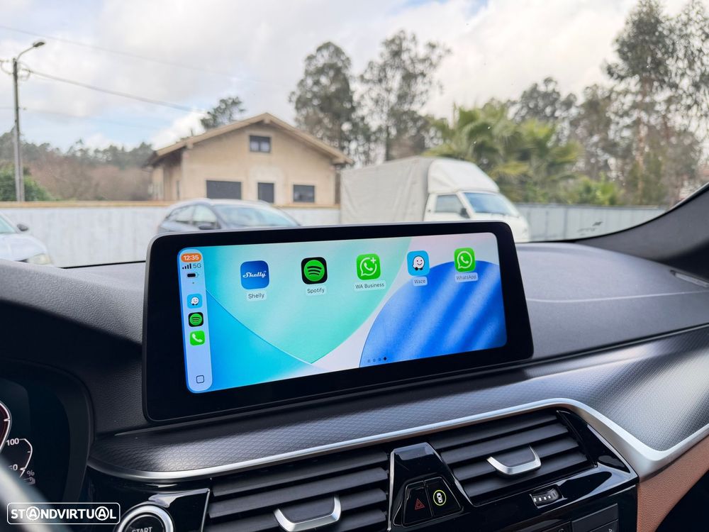 BMW 530 e Pack M - 27