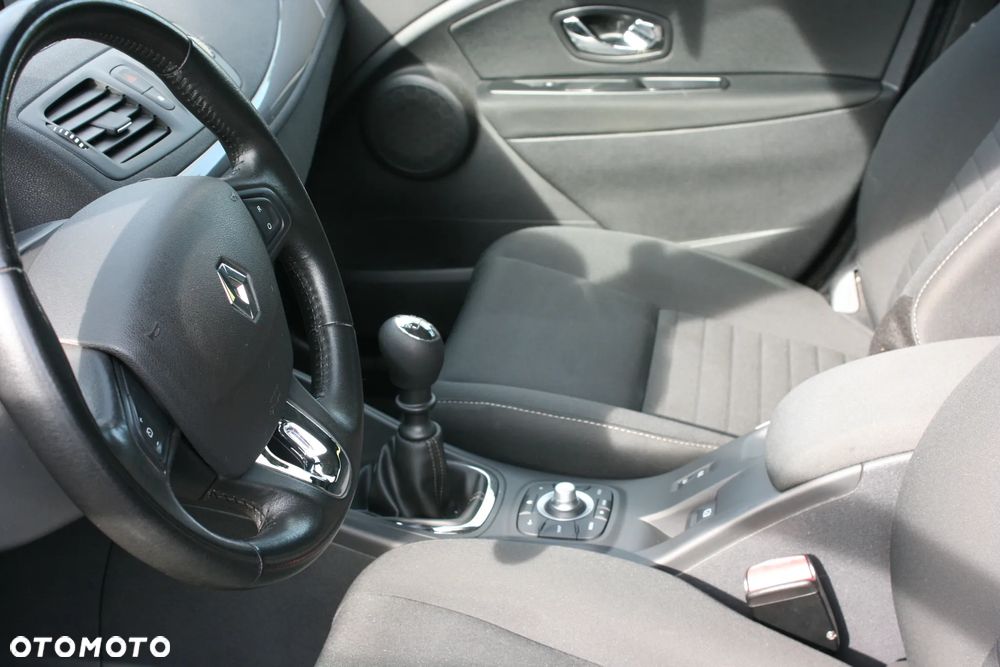 Renault Megane 1.6 16V 110 LIMITED - 27