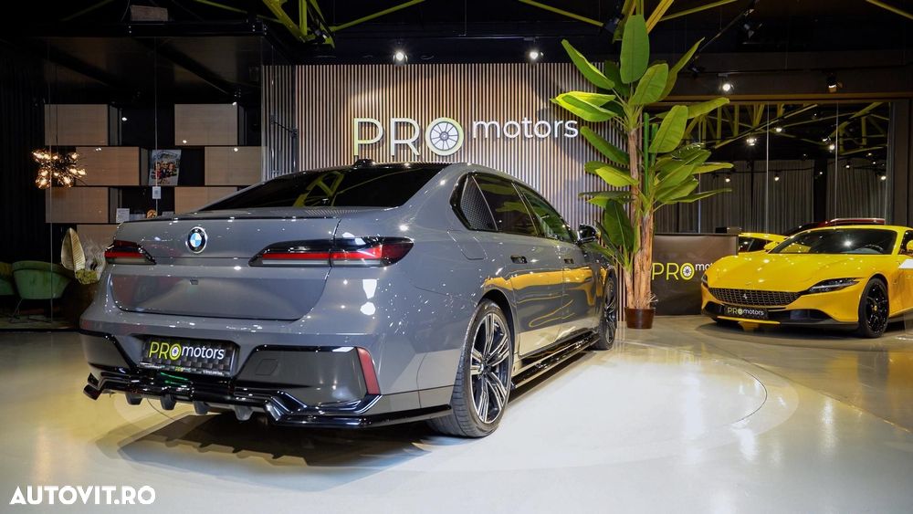 BMW Seria 7 740d xDrive MHEV - 6