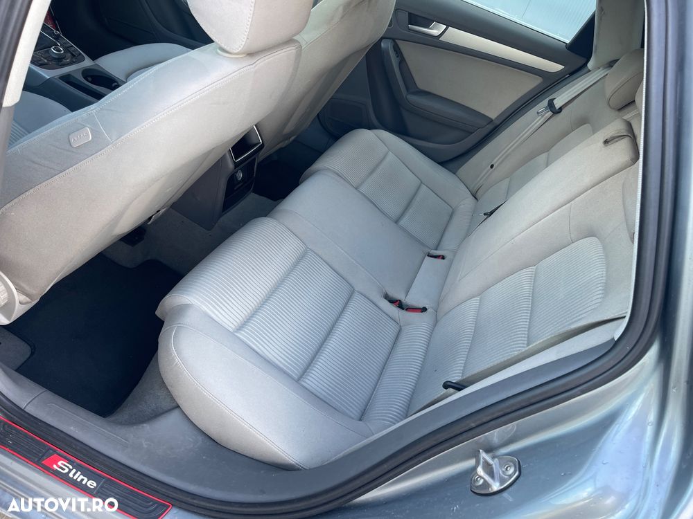 Audi A4 Avant 2.0 TDI DPF quattro S line Sportpaket - 7