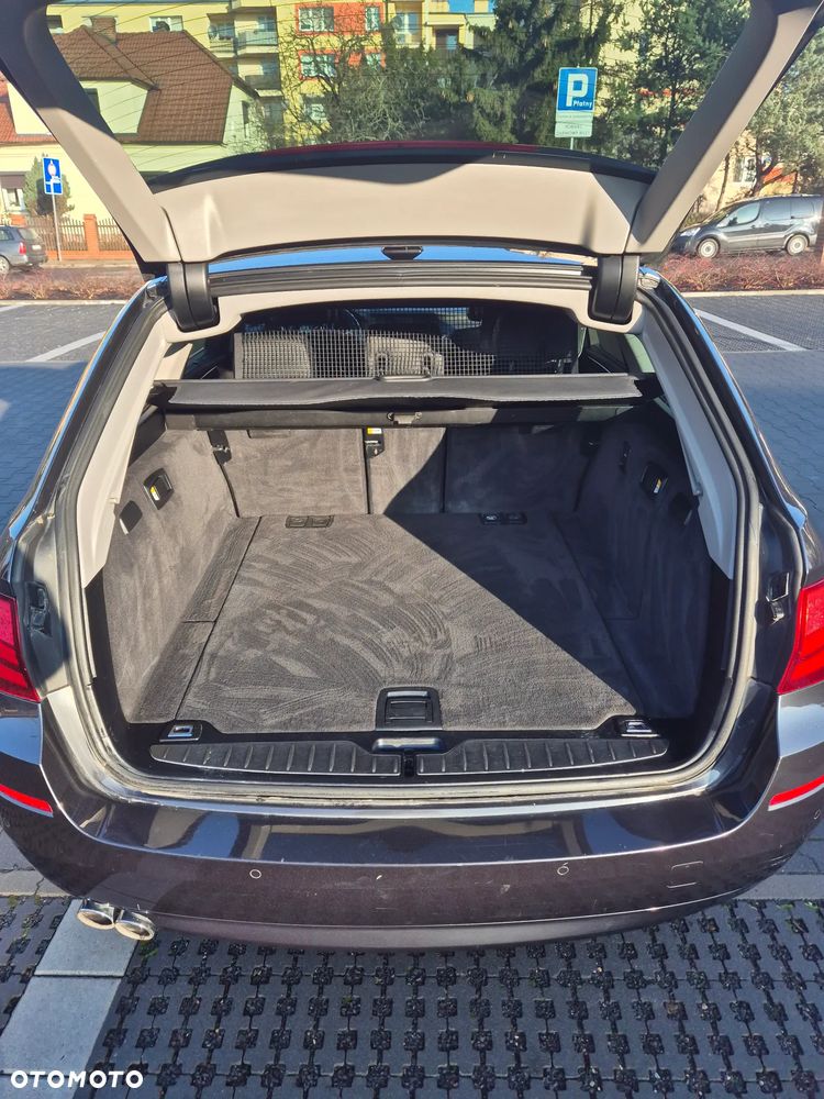 BMW Seria 5 520d - 5