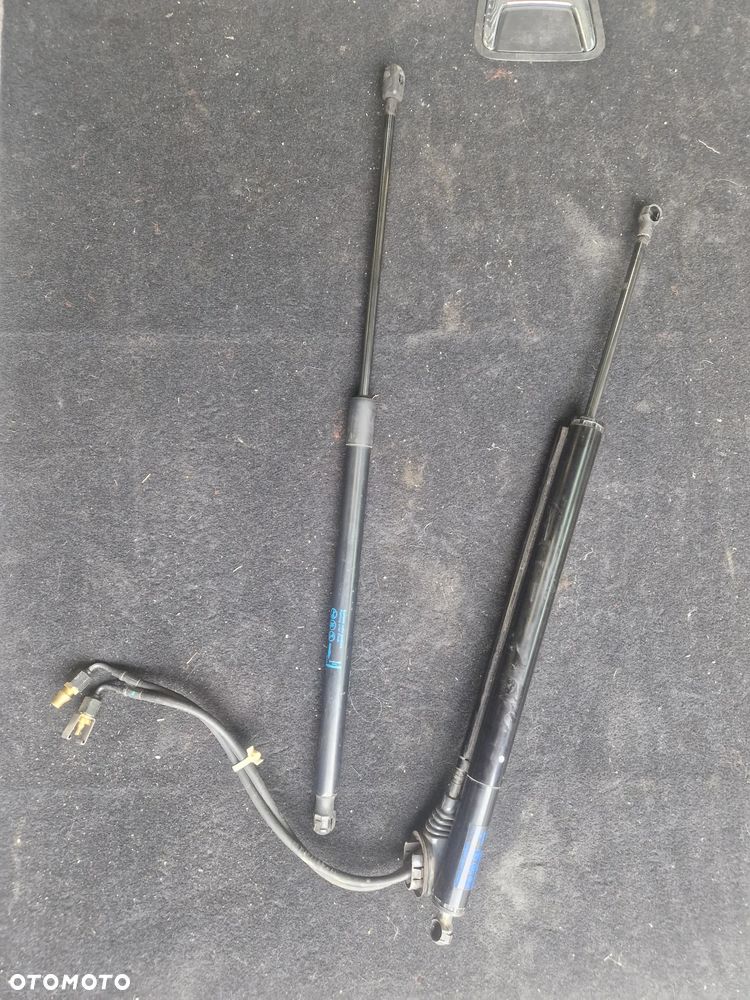 Opel Insignia A Kombi Siłownik klapy elektrycznej 23439950 - 1