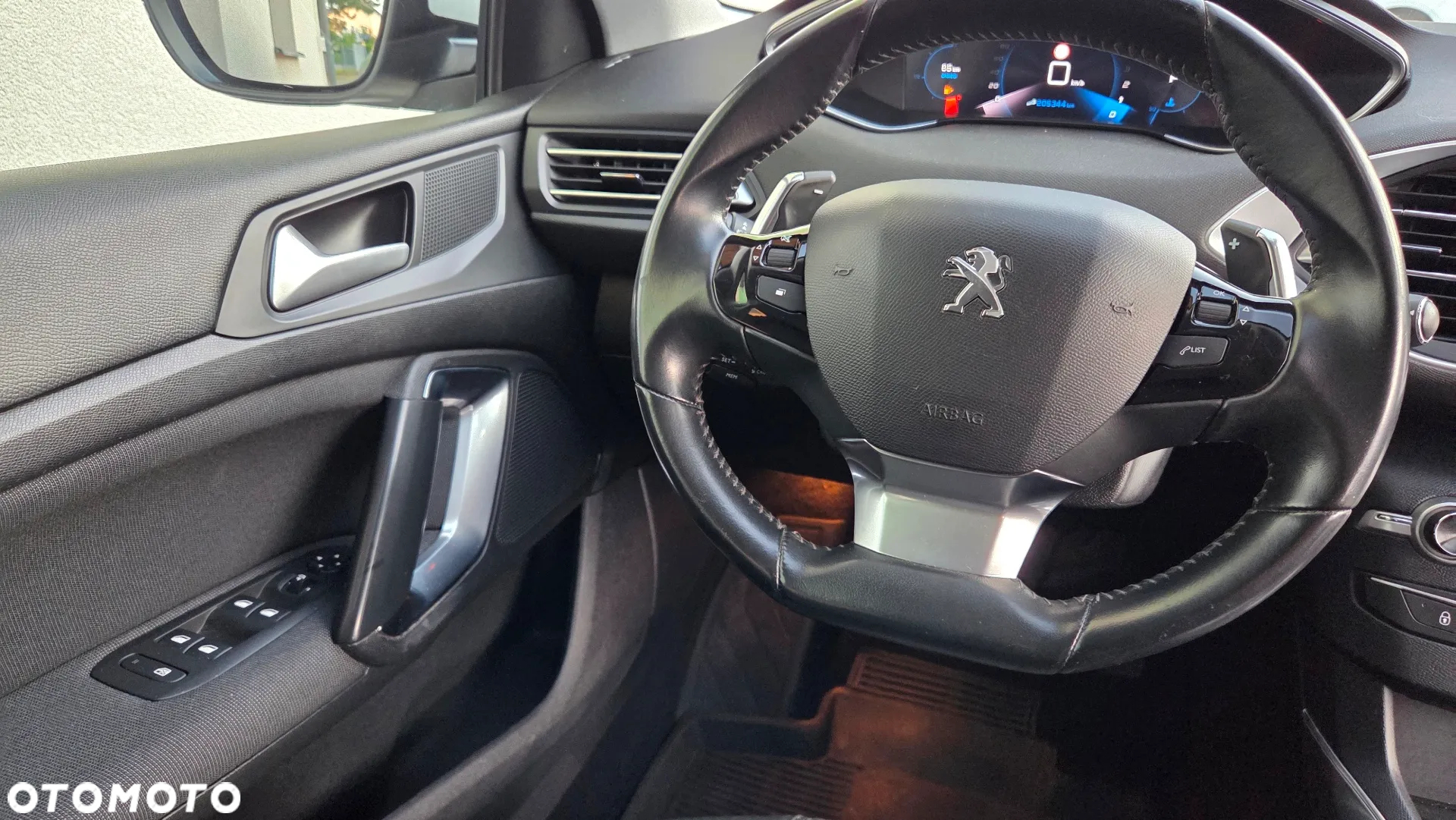 Peugeot 308 1.5 BlueHDi Allure Pack S&S EAT8 - 16