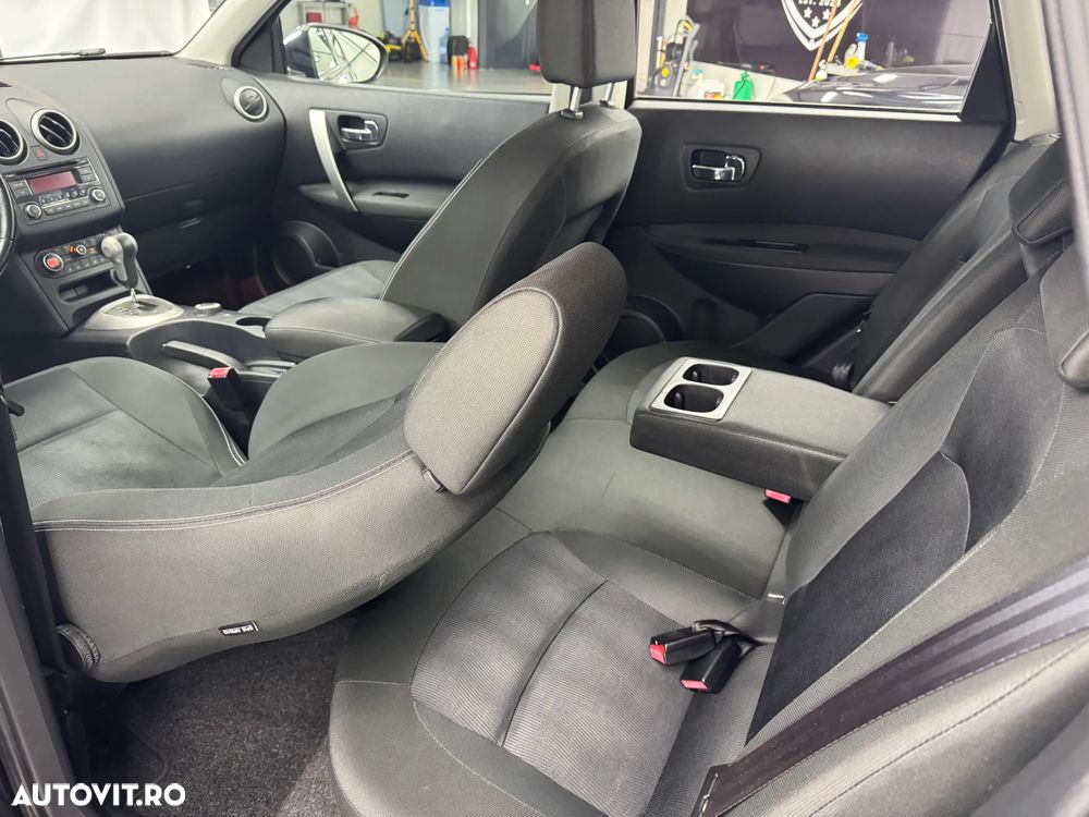Nissan Qashqai 2.0 DCI 4 x 4 DPF Aut acenta - 16