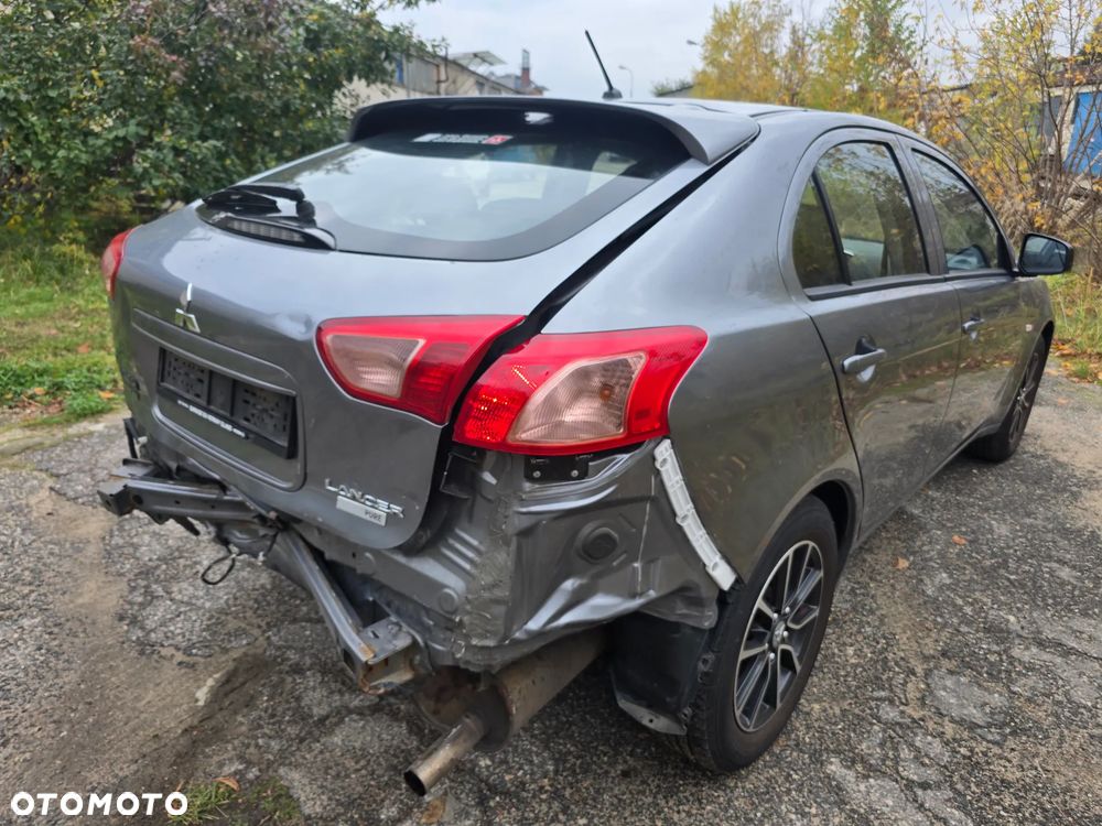 Mitsubishi Lancer - 21