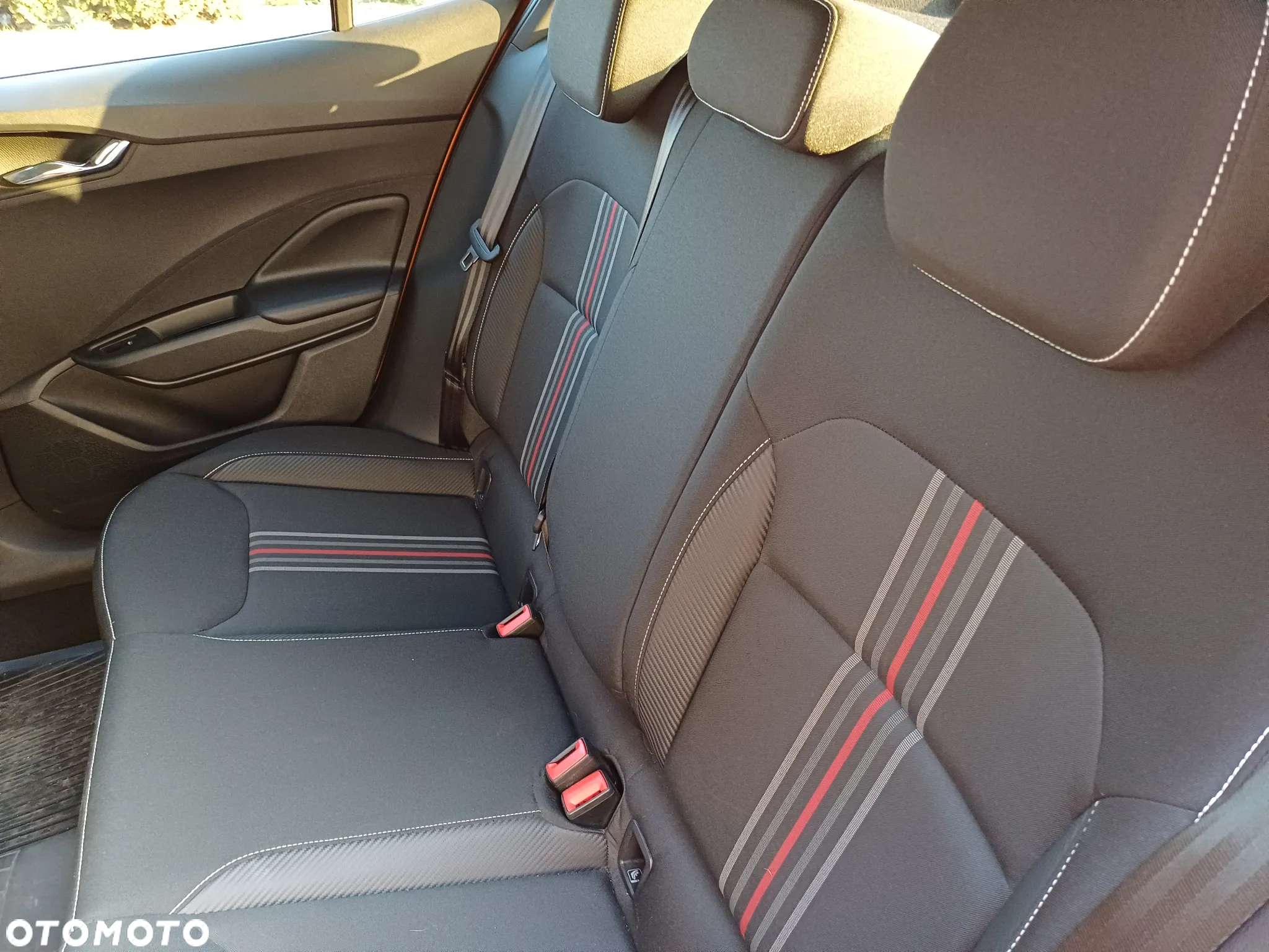 Skoda Fabia 1.0 TSI Monte Carlo - 21