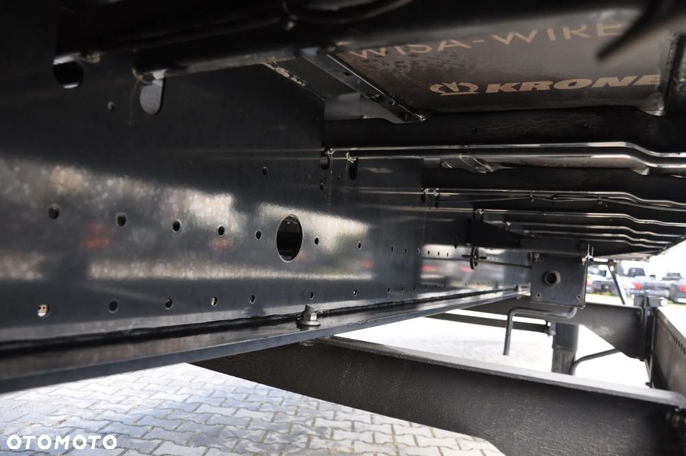 Krone MEGA PODNOSZONA OŚ - 14