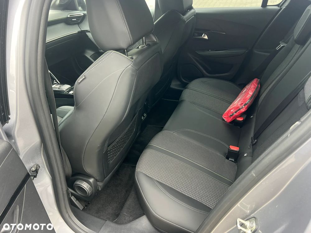 Peugeot 208 GT Line - 15