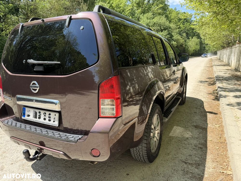 Nissan Pathfinder 2.5 dCi DPF All Mode 4X4 SE Aut. - 14