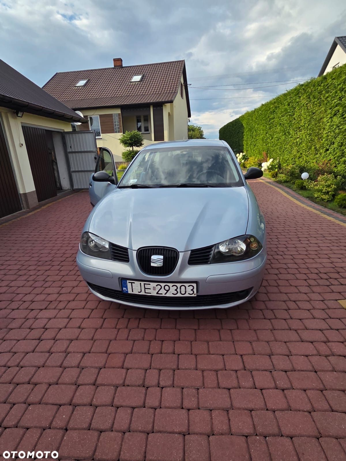 Seat Ibiza 1.4 16V Comfort Edition - 1
