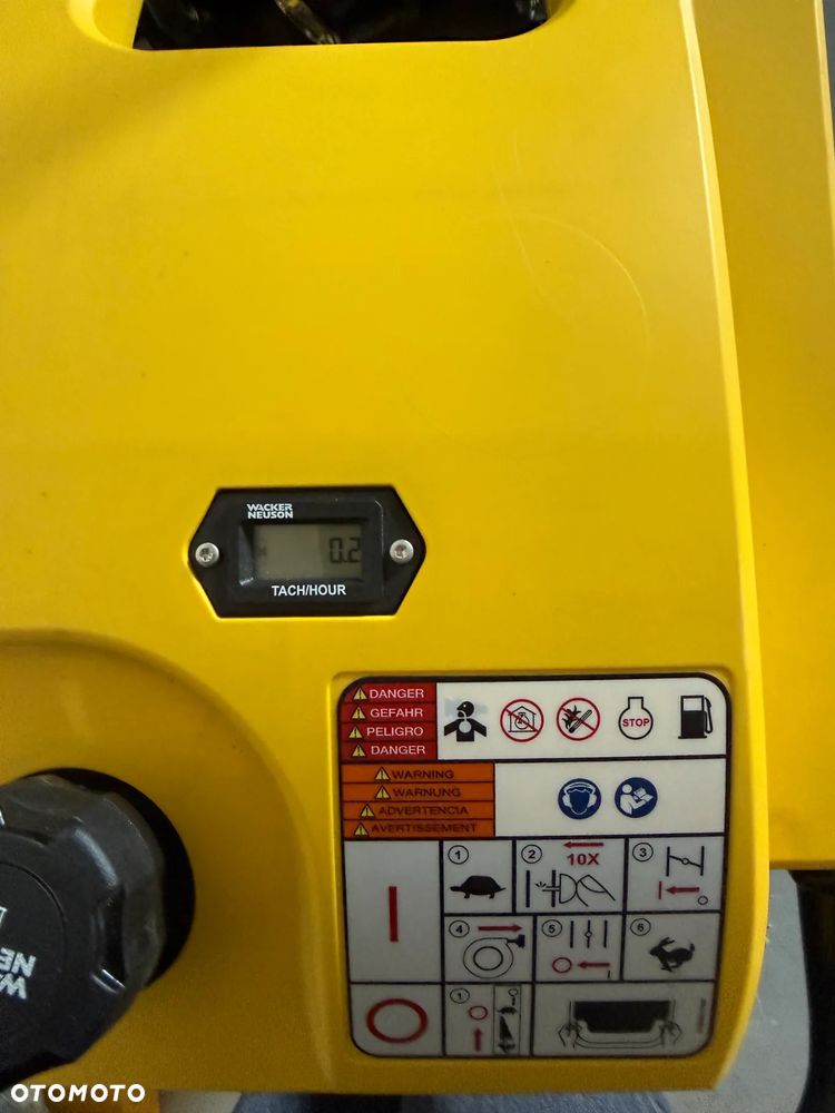 Wacker Neuson BS-50-4 - 6