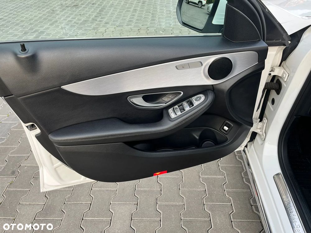 Mercedes-Benz Klasa C 250 d 4-Matic 9G-TRONIC - 8