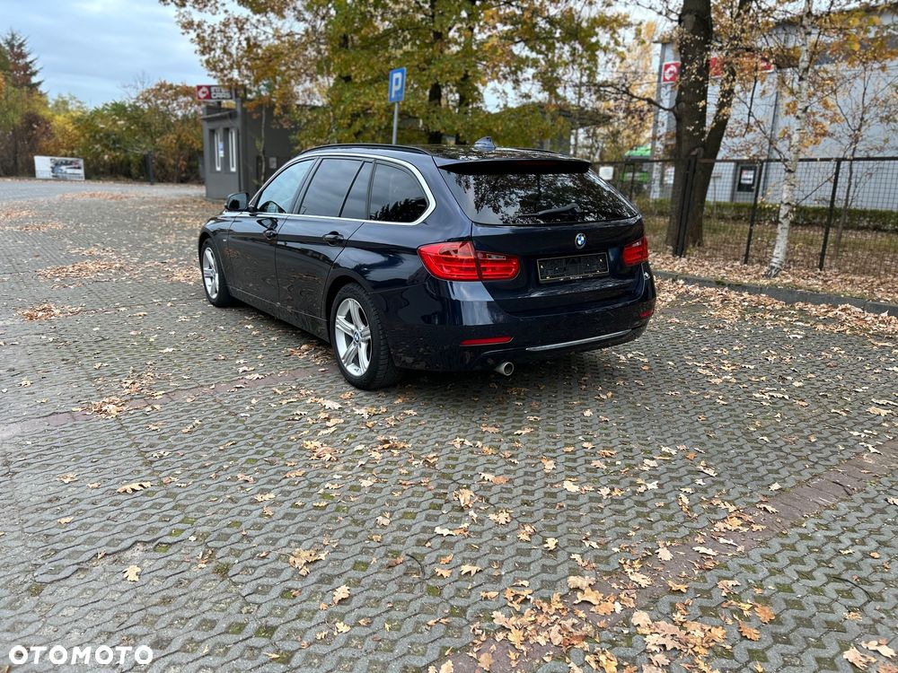 BMW Seria 3 318d Blue Performance Luxury Line - 13