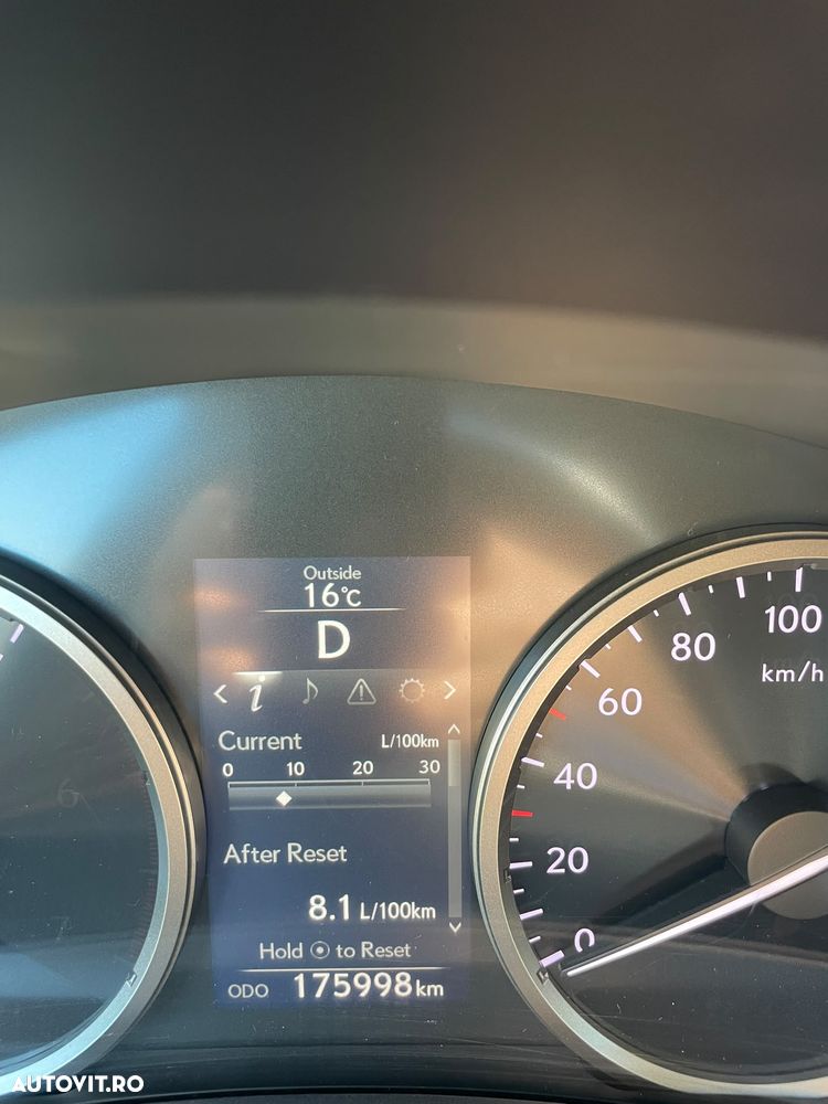 Lexus Seria NX - 16